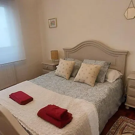 アパート El Piso De San Roque *
